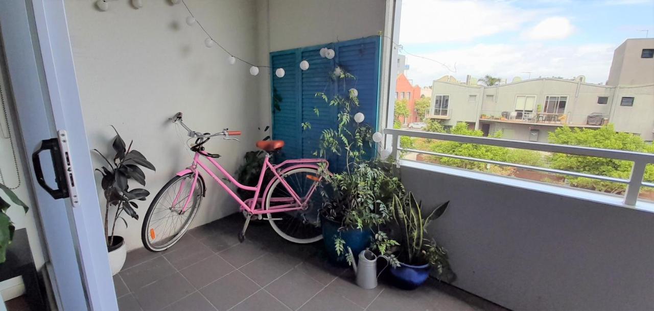 Beautiful 100mts Near The In Port Apartment Melbourne