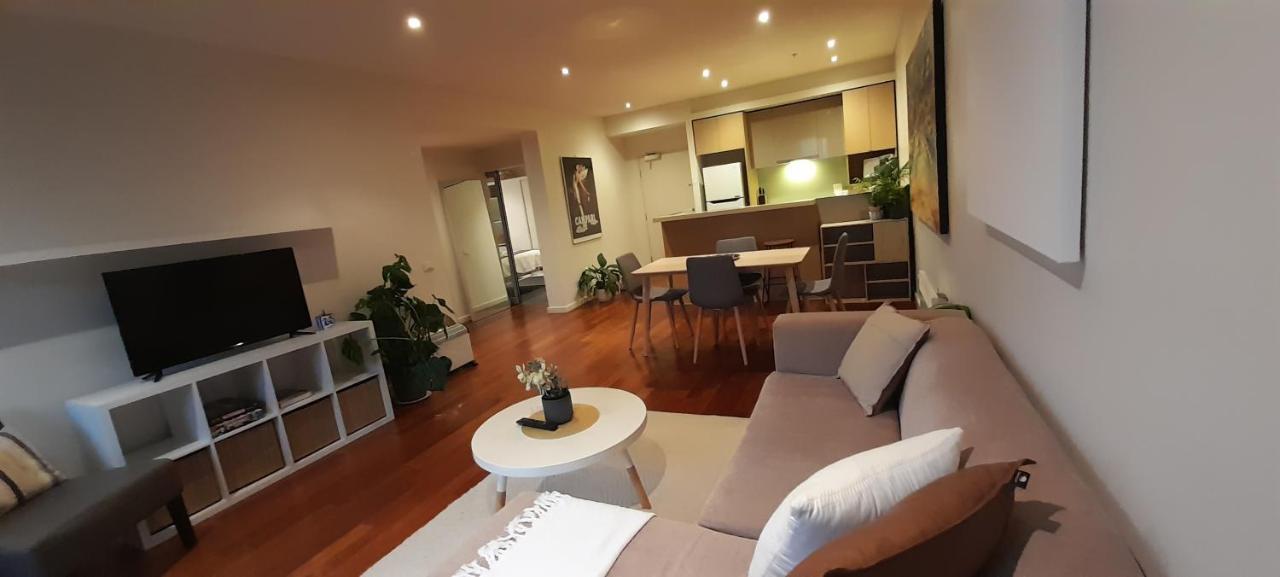 Beautiful 100mts Near The In Port Apartment Melbourne